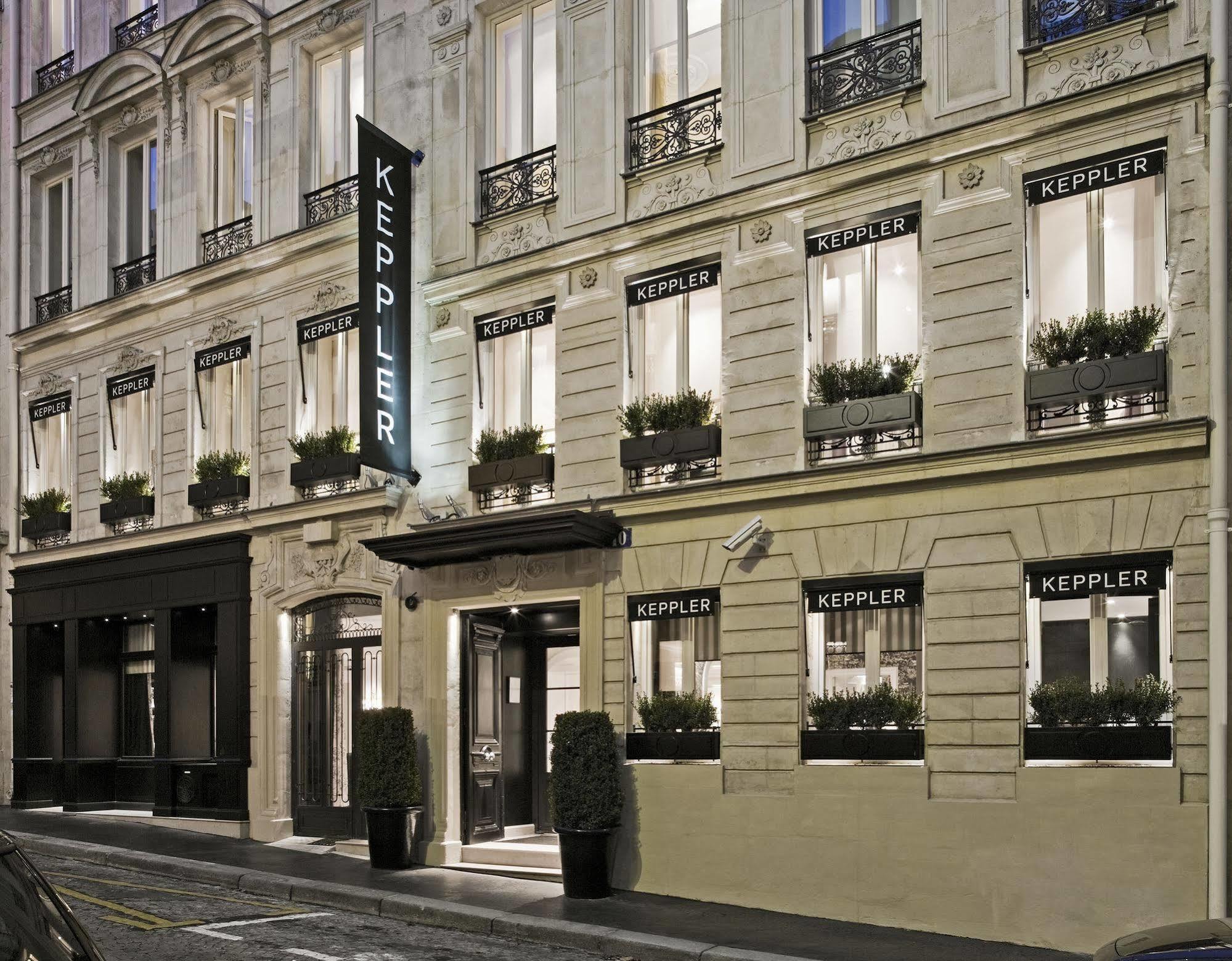 Hotel Keppler Paris Exterior foto